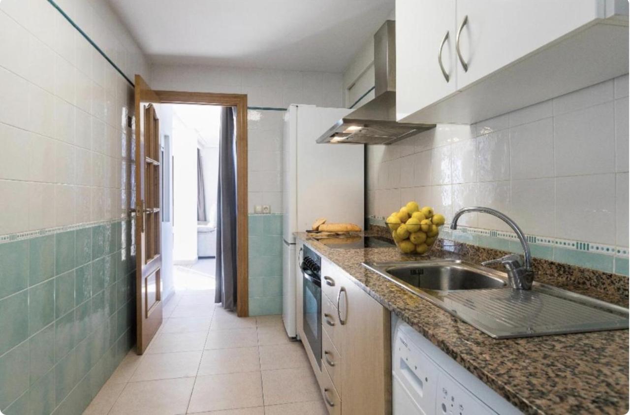 Payma Apartments بينايدورم المظهر الخارجي الصورة